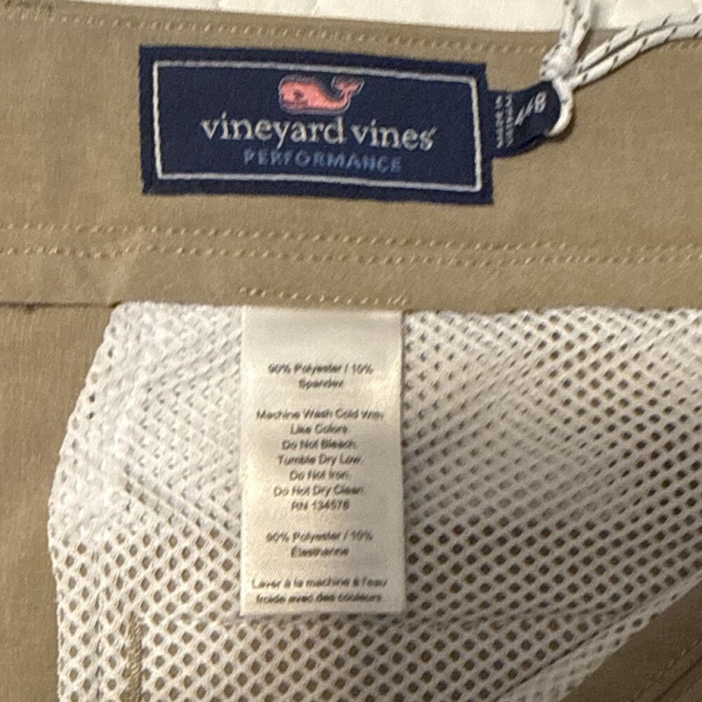 NWT Vineyard Vines Performance Breaker Shorts 44XB Khaki Tan 10" Inseam 44B - Picture 2 of 5